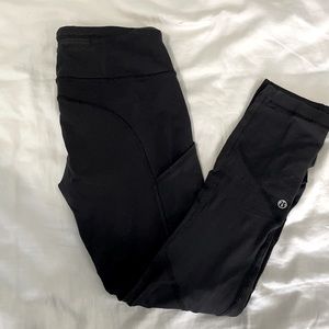 Black lululemon size 4 leggings crop